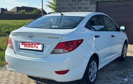 Hyundai Solaris II рестайлинг, 2012 год, 845 000 рублей, 4 фотография