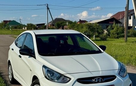 Hyundai Solaris II рестайлинг, 2012 год, 845 000 рублей, 5 фотография