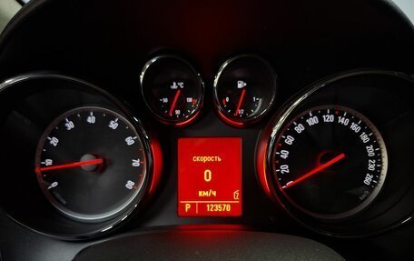 Opel Astra J, 2011 год, 797 500 рублей, 13 фотография