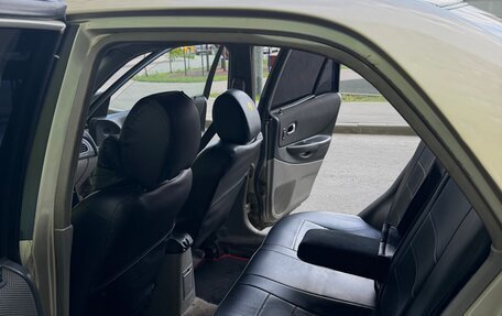 Mazda 323, 2003 год, 230 000 рублей, 8 фотография