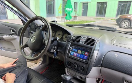 Mazda 323, 2003 год, 230 000 рублей, 9 фотография