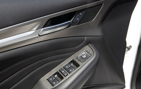 Haval F7 I, 2020 год, 1 768 000 рублей, 18 фотография