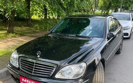 Mercedes-Benz S-Класс, 2002 год, 840 000 рублей, 1 фотография