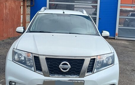 Nissan Terrano III, 2018 год, 1 350 000 рублей, 1 фотография