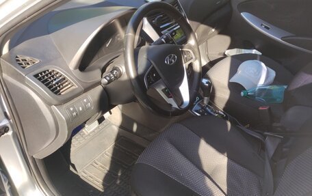 Hyundai Solaris II рестайлинг, 2013 год, 820 000 рублей, 7 фотография