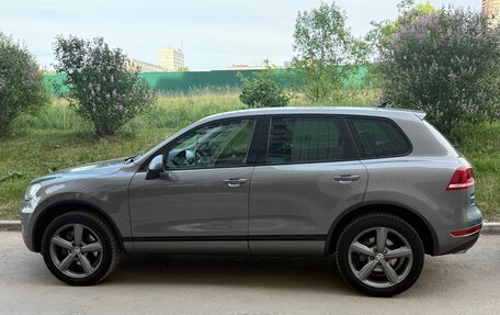 Volkswagen Touareg III, 2013 год, 1 980 000 рублей, 2 фотография