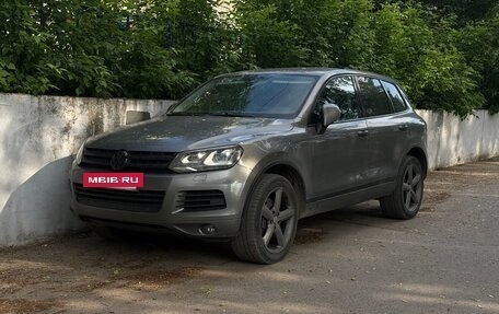 Volkswagen Touareg III, 2013 год, 1 980 000 рублей, 3 фотография