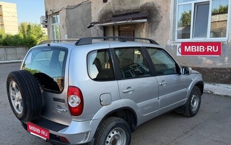 Chevrolet Niva I рестайлинг, 2011 год, 480 000 рублей, 5 фотография