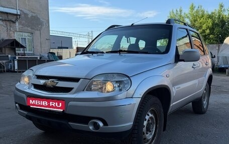 Chevrolet Niva I рестайлинг, 2011 год, 480 000 рублей, 2 фотография