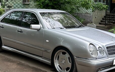 Mercedes-Benz E-Класс, 1998 год, 840 000 рублей, 11 фотография