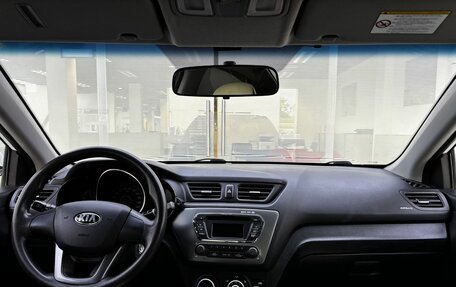 KIA Rio III рестайлинг, 2013 год, 850 000 рублей, 14 фотография