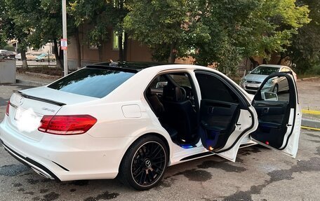 Mercedes-Benz E-Класс, 2013 год, 1 800 000 рублей, 11 фотография