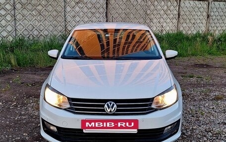 Volkswagen Polo VI (EU Market), 2018 год, 1 350 000 рублей, 2 фотография