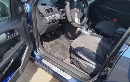 Opel Astra H, 2011 год, 550 000 рублей, 11 фотография