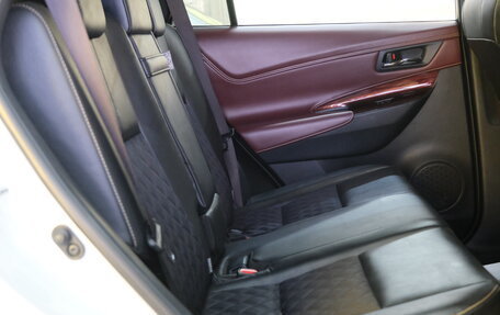 Toyota Harrier, 2017 год, 2 759 000 рублей, 20 фотография