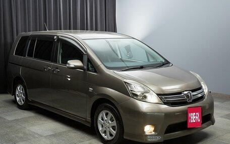 Toyota ISis I, 2011 год, 1 149 000 рублей, 3 фотография