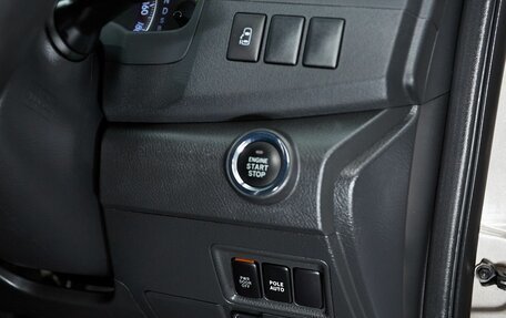 Toyota ISis I, 2011 год, 1 149 000 рублей, 17 фотография