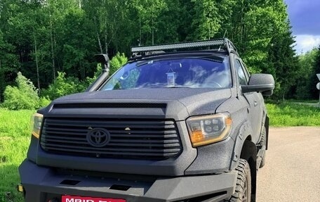 Toyota Tundra II, 2014 год, 6 000 000 рублей, 2 фотография
