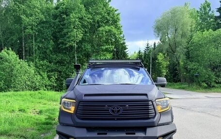 Toyota Tundra II, 2014 год, 6 000 000 рублей, 4 фотография