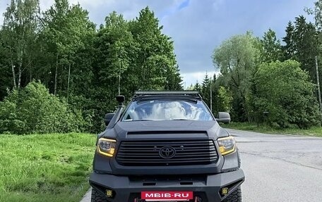 Toyota Tundra II, 2014 год, 6 000 000 рублей, 5 фотография