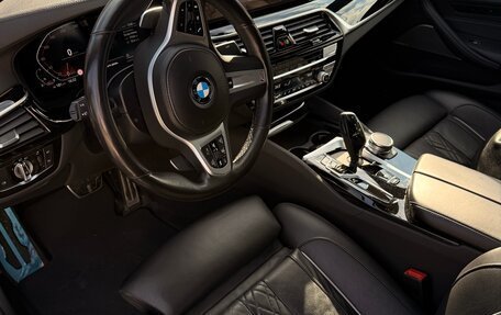 BMW 5 серия, 2020 год, 5 600 000 рублей, 9 фотография