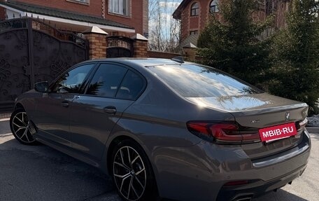 BMW 5 серия, 2020 год, 5 600 000 рублей, 3 фотография