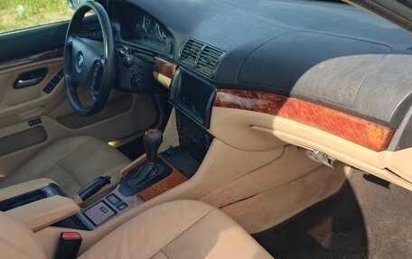 BMW 5 серия, 2002 год, 485 000 рублей, 14 фотография