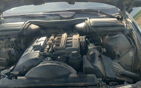 BMW 5 серия, 2002 год, 485 000 рублей, 20 фотография
