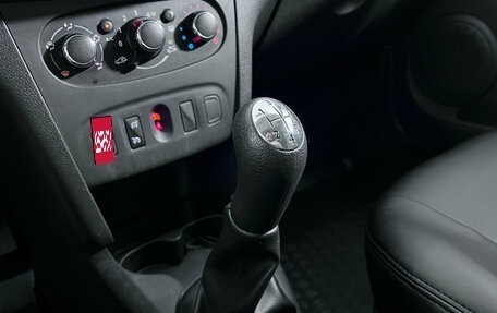 Renault Sandero II рестайлинг, 2019 год, 1 227 000 рублей, 16 фотография