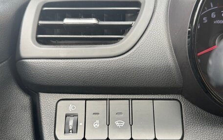KIA Rio III рестайлинг, 2015 год, 1 100 000 рублей, 18 фотография