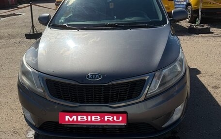 KIA Rio III рестайлинг, 2012 год, 720 000 рублей, 2 фотография