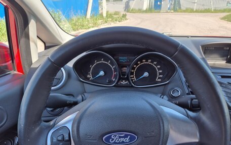Ford Fiesta, 2015 год, 780 000 рублей, 4 фотография