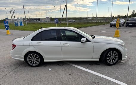Mercedes-Benz C-Класс, 2010 год, 950 000 рублей, 3 фотография