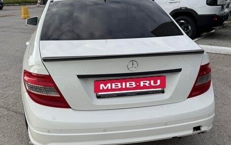 Mercedes-Benz C-Класс, 2010 год, 950 000 рублей, 4 фотография
