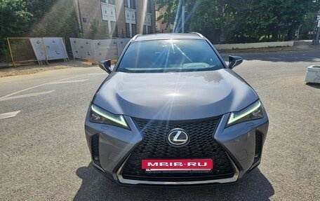Lexus UX I, 2019 год, 2 750 000 рублей, 3 фотография