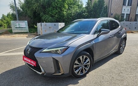 Lexus UX I, 2019 год, 2 750 000 рублей, 4 фотография