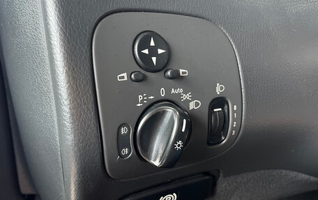 Mercedes-Benz CLK-Класс, 2003 год, 1 099 000 рублей, 21 фотография