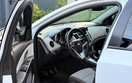 Chevrolet Cruze II, 2012 год, 800 000 рублей, 12 фотография