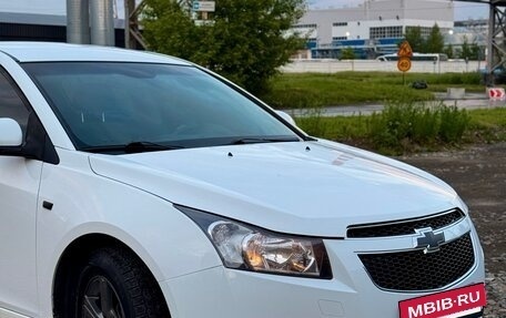 Chevrolet Cruze II, 2012 год, 800 000 рублей, 10 фотография