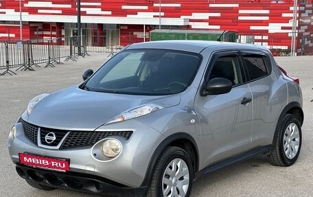 Nissan Juke II, 2013 год, 1 197 000 рублей, 10 фотография
