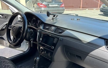Skoda Rapid I, 2018 год, 1 400 000 рублей, 11 фотография