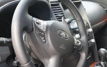 Infiniti FX II, 2013 год, 1 950 000 рублей, 14 фотография