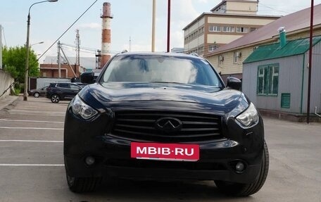 Infiniti FX II, 2013 год, 1 950 000 рублей, 34 фотография