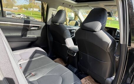 Toyota Highlander, 2026 год, 5 147 000 рублей, 17 фотография