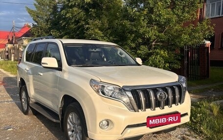 Toyota Land Cruiser Prado 150 рестайлинг 2, 2015 год, 3 600 000 рублей, 2 фотография