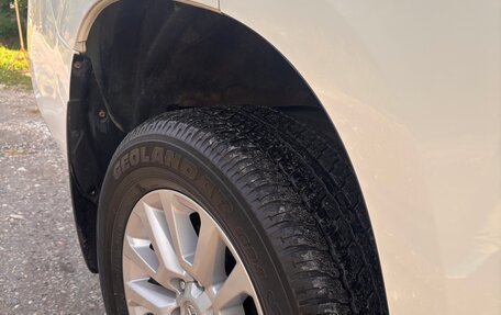 Toyota Land Cruiser Prado 150 рестайлинг 2, 2015 год, 3 600 000 рублей, 13 фотография