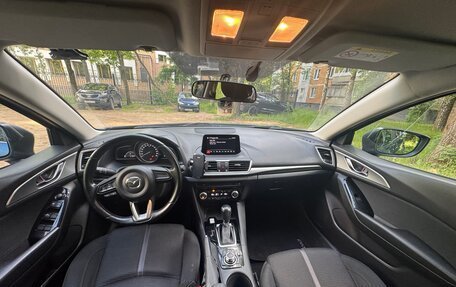 Mazda 3, 2018 год, 1 550 000 рублей, 11 фотография