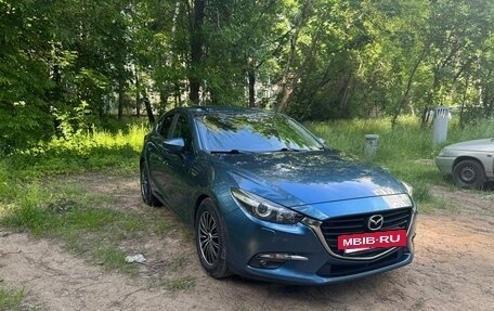 Mazda 3, 2018 год, 1 550 000 рублей, 2 фотография