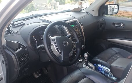Nissan X-Trail, 2011 год, 1 100 000 рублей, 2 фотография