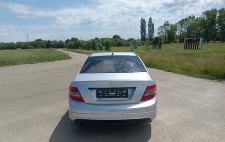Mercedes-Benz C-Класс, 2010 год, 1 250 000 рублей, 3 фотография